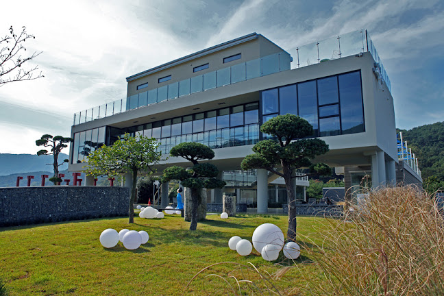 이오일스페이스 - 외식업