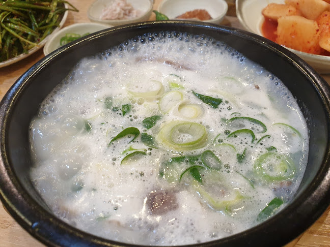 Comentarii opinii despre 함지박순대국