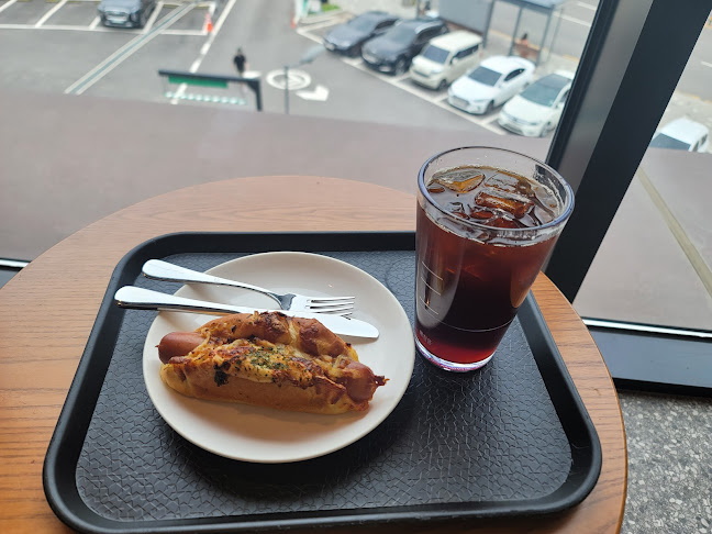 Opinii despre 스타벅스 풍무사거리DT점 în 김포시 - 외식업