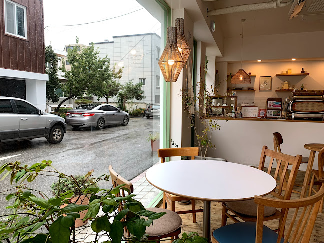 노브일리 - 외식업