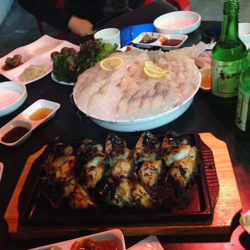 Comentarii opinii despre 통영해물일번지