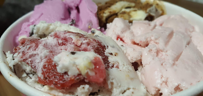 Opinii despre 배스킨라빈스여수쌍봉점 în 여수시 - 외식업