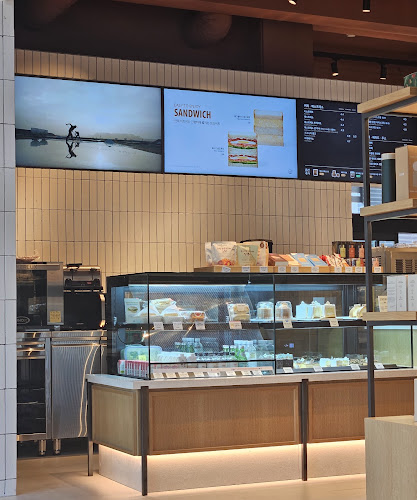 Opinii despre 폴바셋 în 천안시 - 외식업