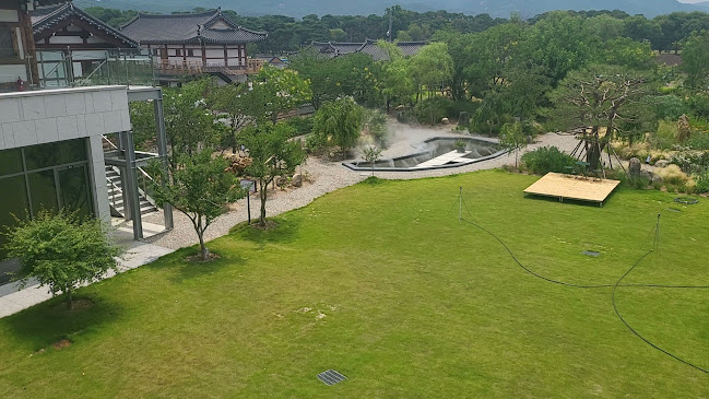 Comentarii opinii despre 플레이스 씨