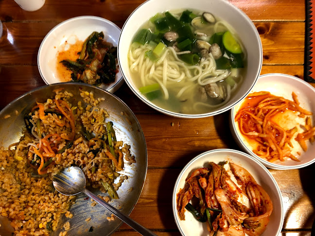 몽촌토성보리밥손칼국수 - 외식업