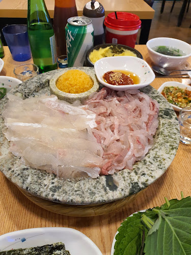 Comentarii opinii despre 유쾌한회세꼬시 영통직영점