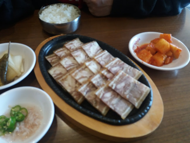 큰맘 할매 순대국 - 외식업