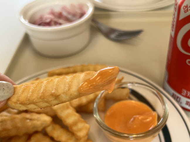 Comentarii opinii despre 릭버거 lik burger