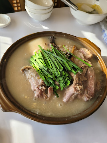 청계누룽지백숙 - 외식업