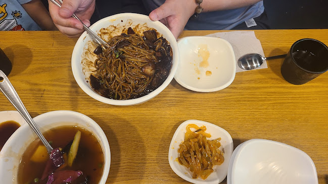 Opinii despre 차이나게이트 în 춘천시 - 외식업