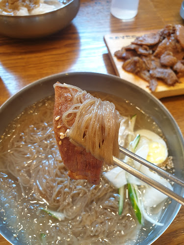 육쌈냉면 - 외식업