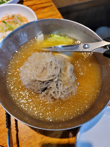 Opinii despre 광명홍천화로구이 în 광명시 - 외식업