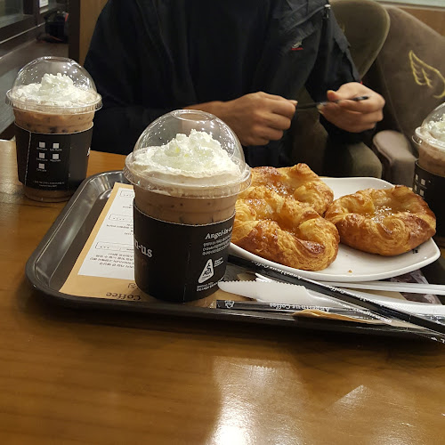 Opinii despre 엔제리너스 목포옥암점 în 목포시 - 외식업