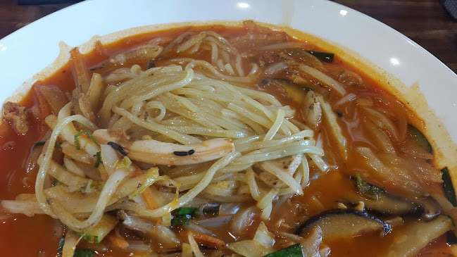 Opinii despre 블랙스완 짬뽕카페 în 남구 - 외식업