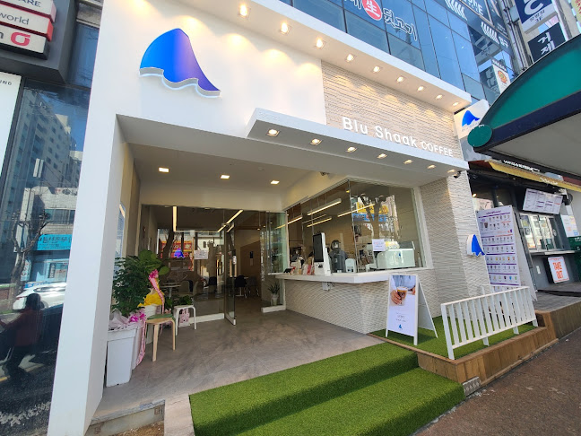 blushaak Geojejangpyeong 블루샥 거제장평점