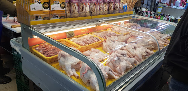 Comentarii opinii despre 논산화지중앙시장