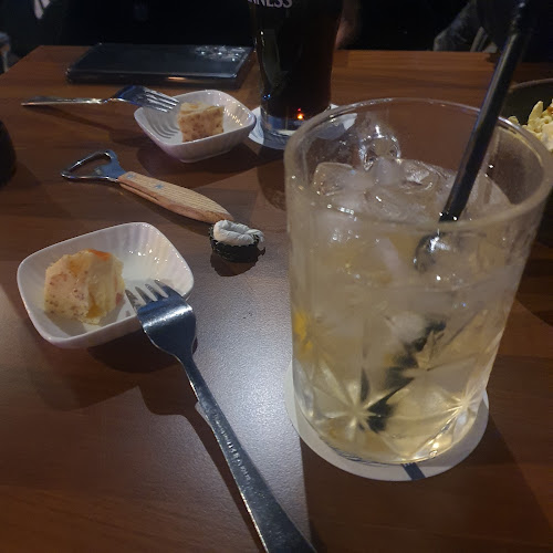 Comentarii opinii despre 앳더블루