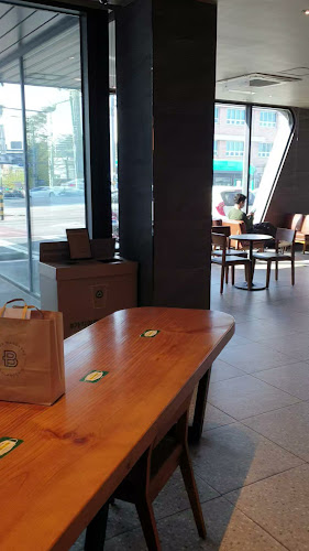 스타벅스 수원연무DT점