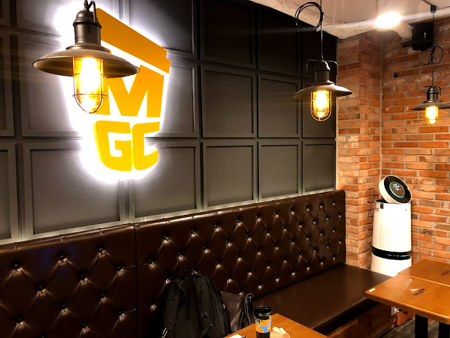 메가커피구리수택점 - 외식업