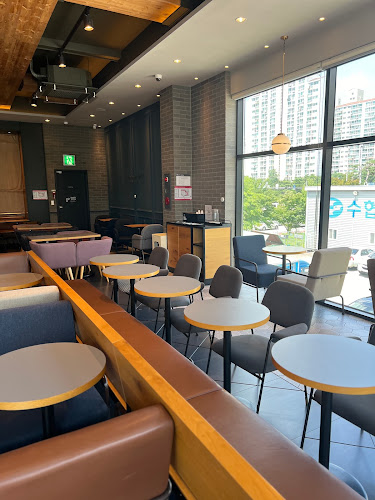 투썸플레이스 원주무실DT점 - 외식업