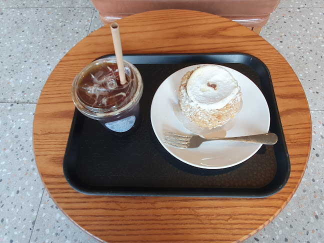 스타벅스 수원연무DT점 - 외식업