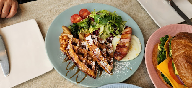 Opinii despre 월페이퍼(wall paper) în 성남시 - 외식업