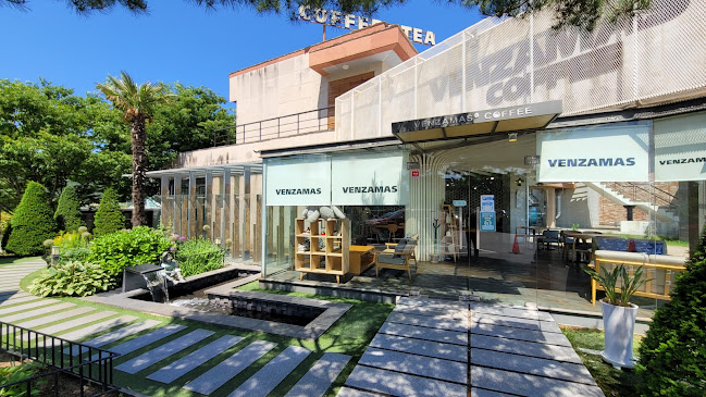 Comentarii opinii despre 벤자마스(Venzamas)