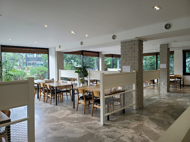 Comentarii opinii despre 곤드레바다 금광호수점