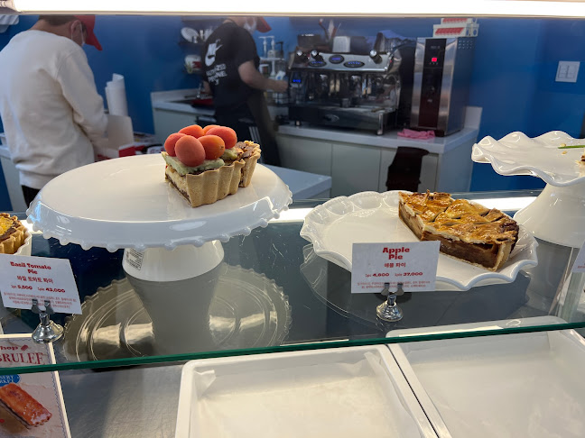 Opinii despre 밀키샵 în 여수시 - 외식업