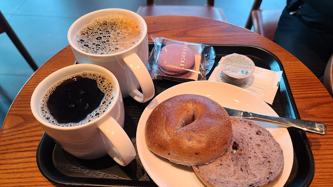 Comentarii opinii despre 스타벅스 원주IC DT점