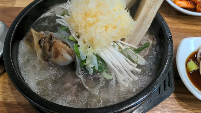 Opinii despre 한뚝배기 în 안동시 - 외식업