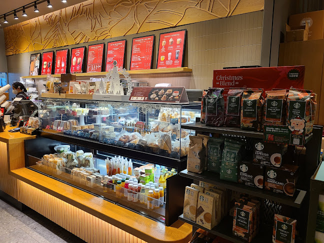 Comentarii opinii despre 스타벅스 판교알파돔타워점