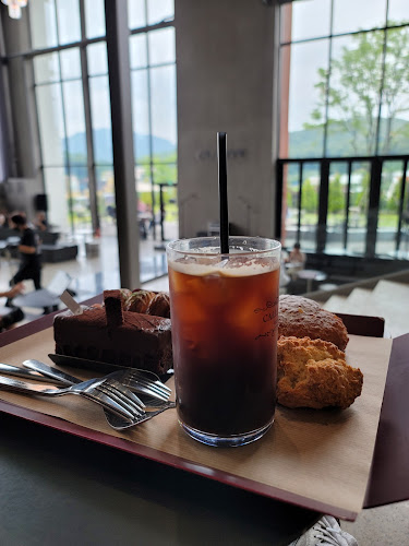 Opinii despre 칼리오페 în 용인시 - 외식업