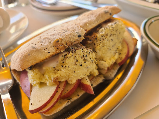 Comentarii opinii despre 에그앤피넛