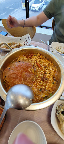 강원특별자치도 속초시 장사동 장사항해안길 5