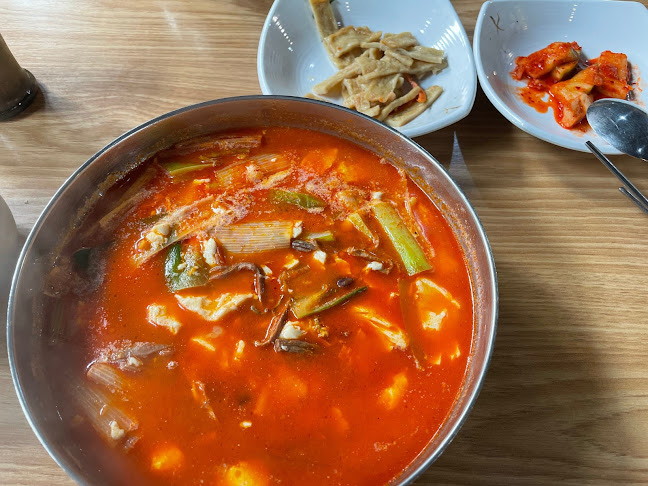 Comentarii opinii despre 수라전통육개장 광명직영점