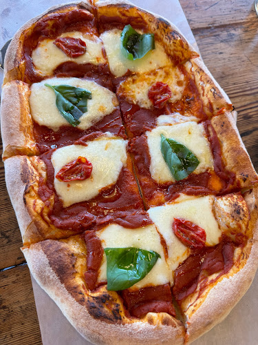 Opinii despre 세상의 모든 아침 광교점 în 수원시 - 외식업