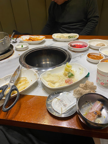 Opinii despre 갈비꽃이천안흥점 în 이천시 - 외식업