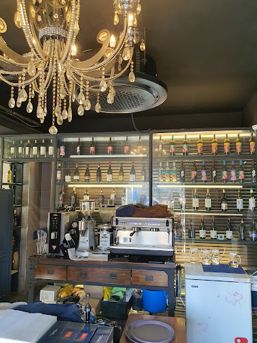 Opinii despre 마노 레스토랑 în 경주시 - 외식업