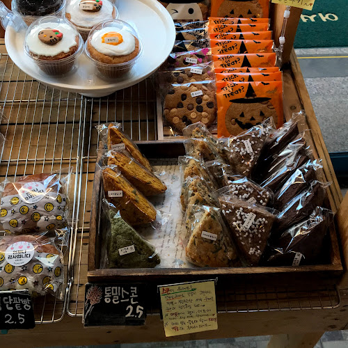 르뱅브래드 - 외식업