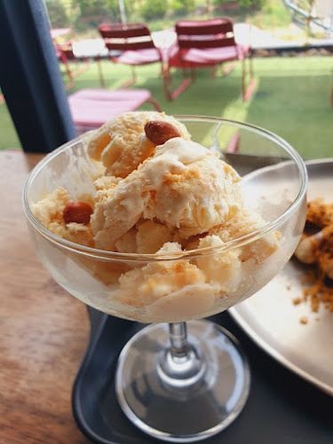 Opinii despre 성산리140 în 서귀포시 - 외식업