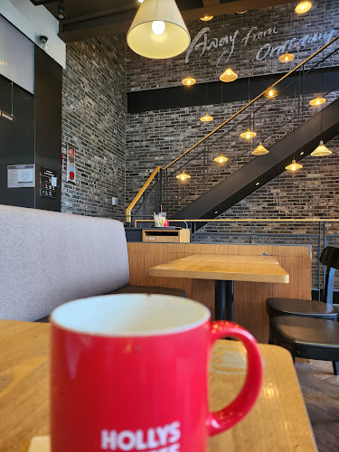 Opinii despre 할리스 울산디자인거리점 în 남구 - 외식업