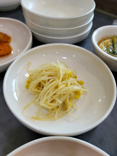 밀양된장찌개전문점 - 외식업