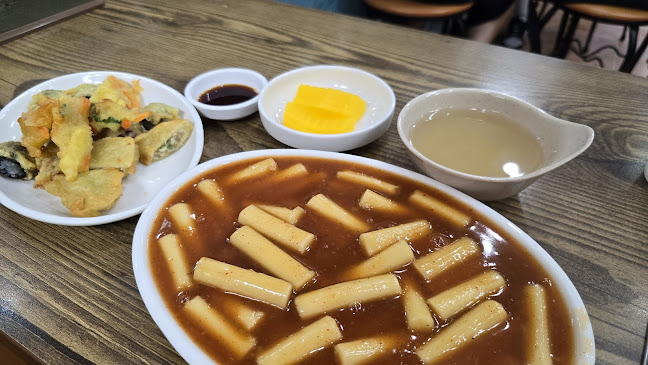 Opinii despre 마늘떡볶이 în 천안시 - 외식업