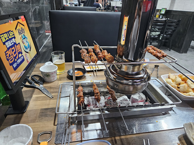 Opinii despre 구구구양꼬치 울산본점 în 남구 - 외식업