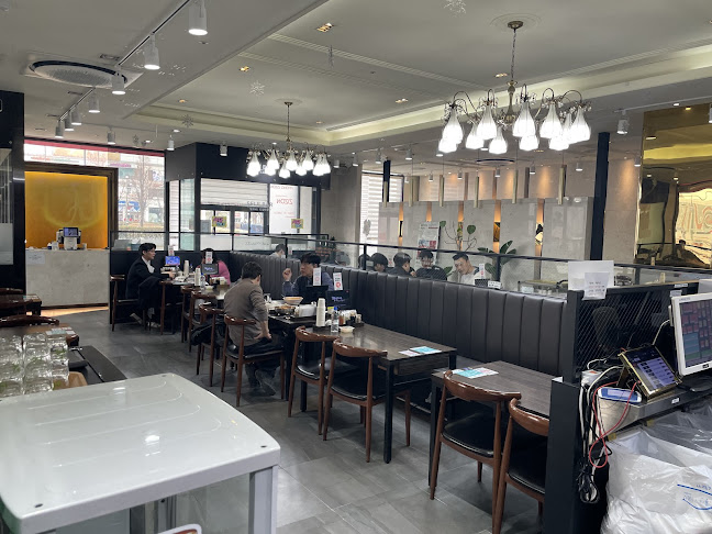 짬뽕지존 Chinese restaurant - 외식업