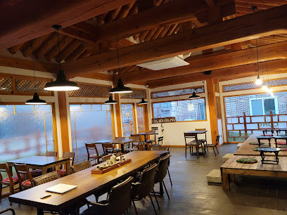 콩카페 수원행궁점