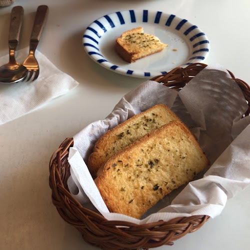 Opinii despre 운멜로 în 수원시 - 외식업