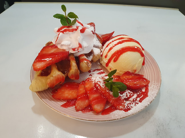 Opinii despre 강문달카페 în 강릉시 - 외식업