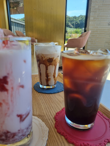 Comentarii opinii despre 이패동627